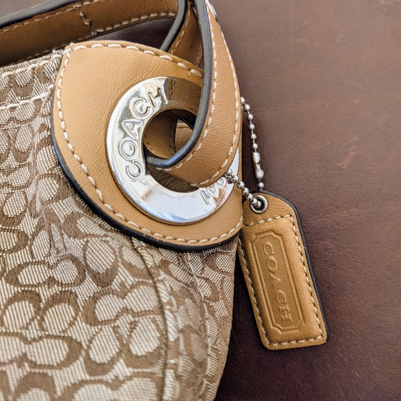 Authentic Coach Tote - Picture 3 of 7